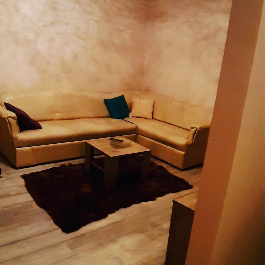Lux Apartman Čačak Zewnętrze zdjęcie
