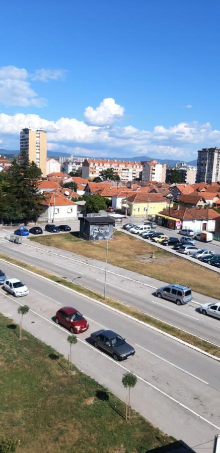 Lux Apartman Čačak Zewnętrze zdjęcie